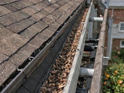 Seamless gutter installation project